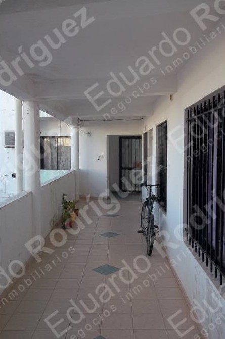 Se alquila excelente monoambiente en Villa Libertador San Martín