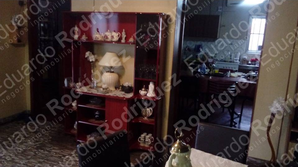 En venta excelente casa z/Macia – ex hipódromo