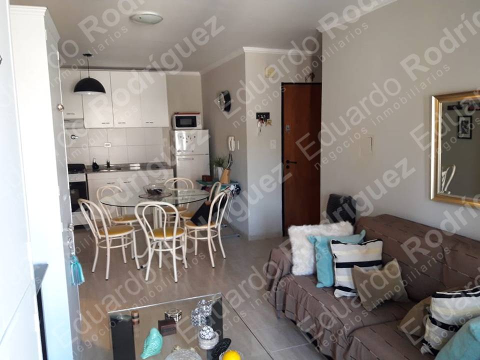 En venta excelente departamento céntrico