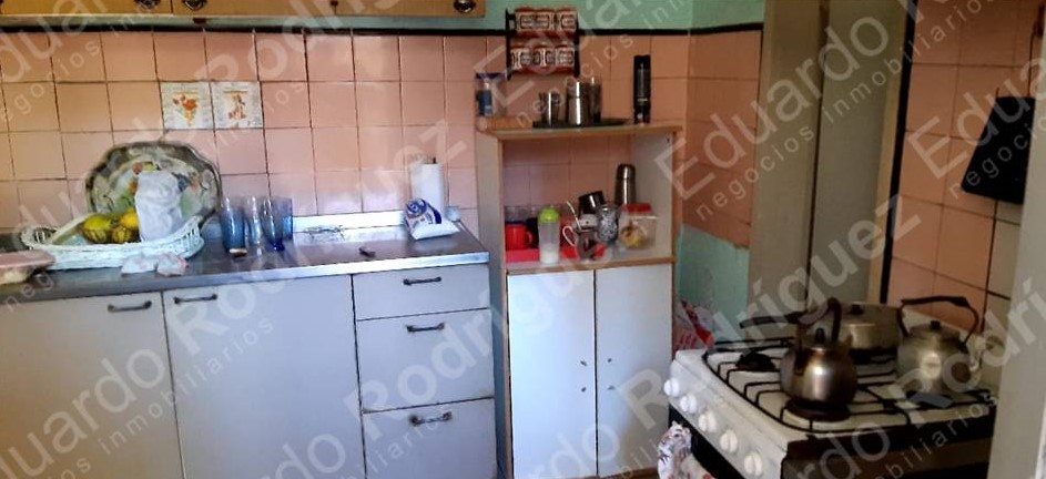 En venta casa a mejorar calle Pte Peron casi Gualeguaychu