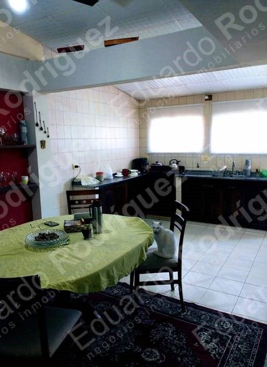 En venta excelente casa – tres dormitorios