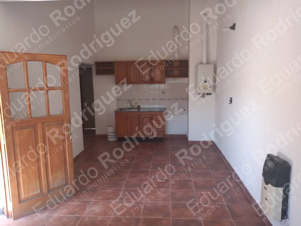 En venta excelente casa zona Av. Ramírez