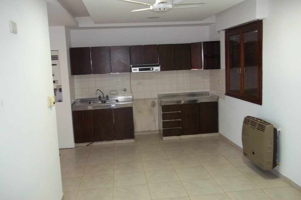 Se vende excelente dpto. Av. Alameda de la Federación casi Catamarca